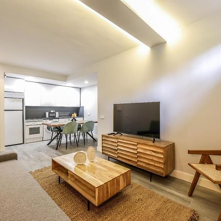 Apartamentos Reformados En Arturo Soria Madrid Exterior foto