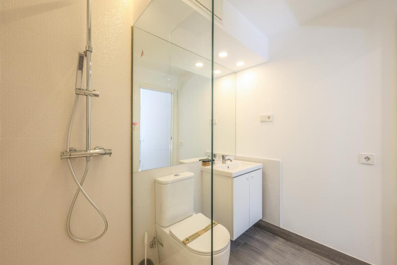 Apartamentos Reformados En Arturo Soria Madrid Exterior foto