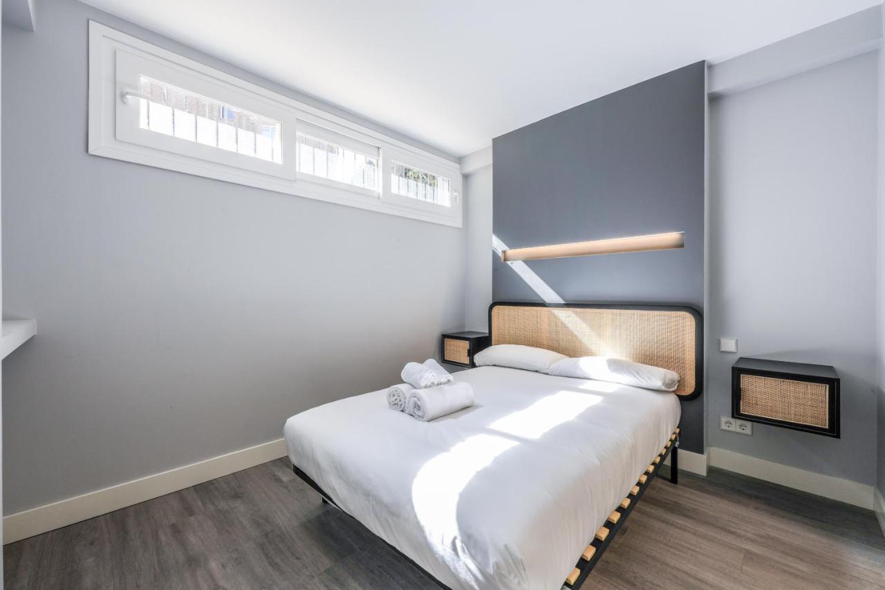 Apartamentos Reformados En Arturo Soria Madrid Exterior foto